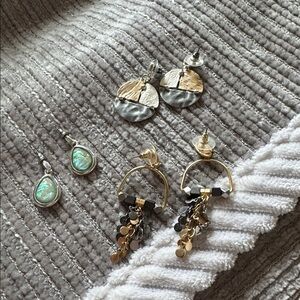 Elegant Mixed Metal and Gemstone Earrings Set